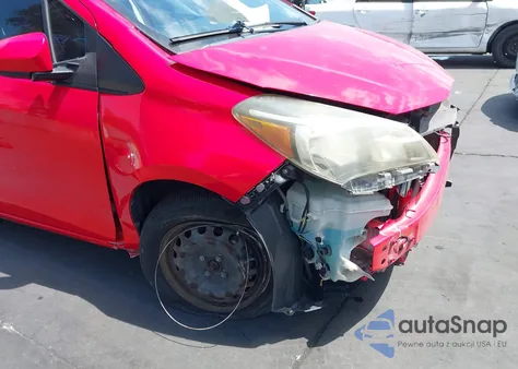 2015 Toyota Yaris L z USA, uszkodzony, nr VIN VNKKTUD36FA036135